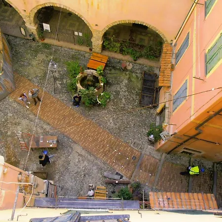Casa Storica Centro 4 P.l. * Sanremo